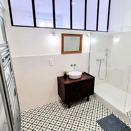 Le Palais 10, Superbe Appartement D'Exception Authentique Centre Historique Sete Exterior photo